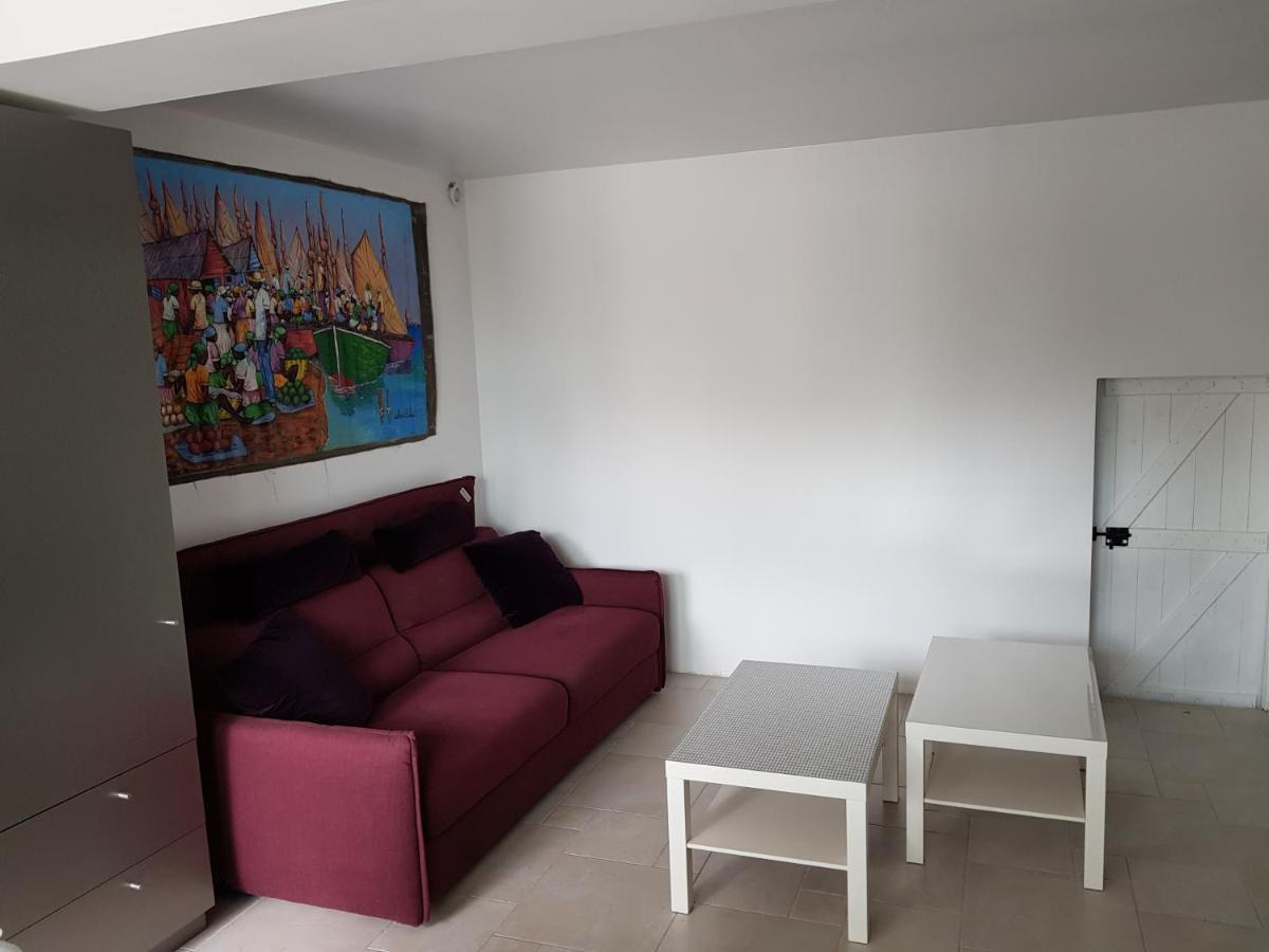 Bel Appartement Spacieux Et Confortable Idealement Situe Amboise Luaran gambar